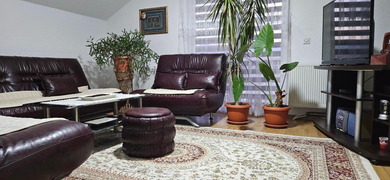 Apartment Ado *